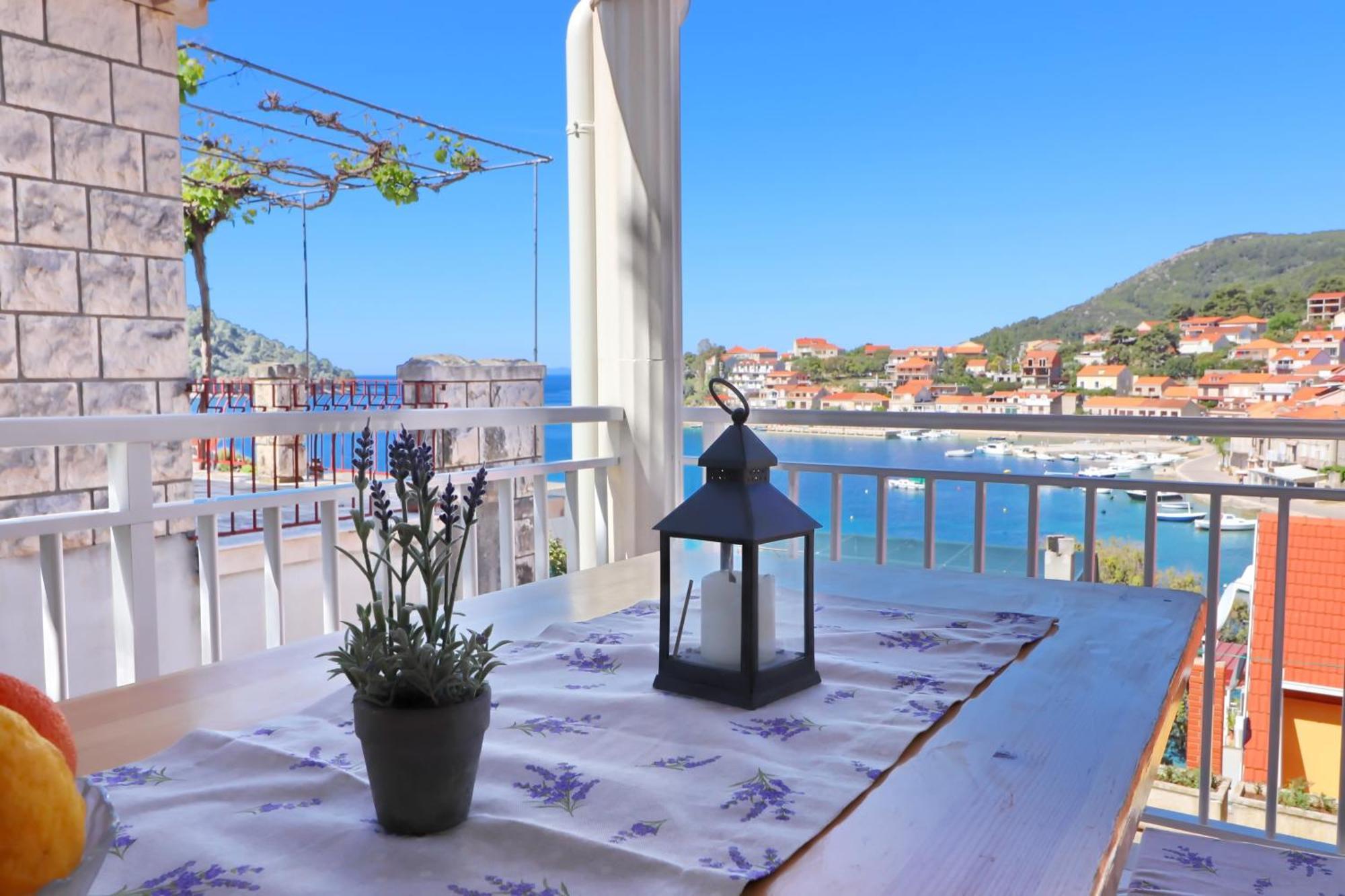 Apartments Peselj Smokvica  客房 照片